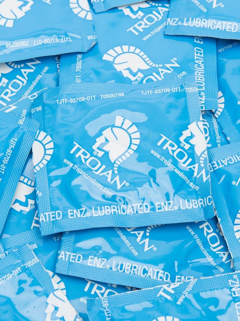 79308.jpg Trojan ENZ Premium Lubricated Latex Condoms (40 Count) - Image 1