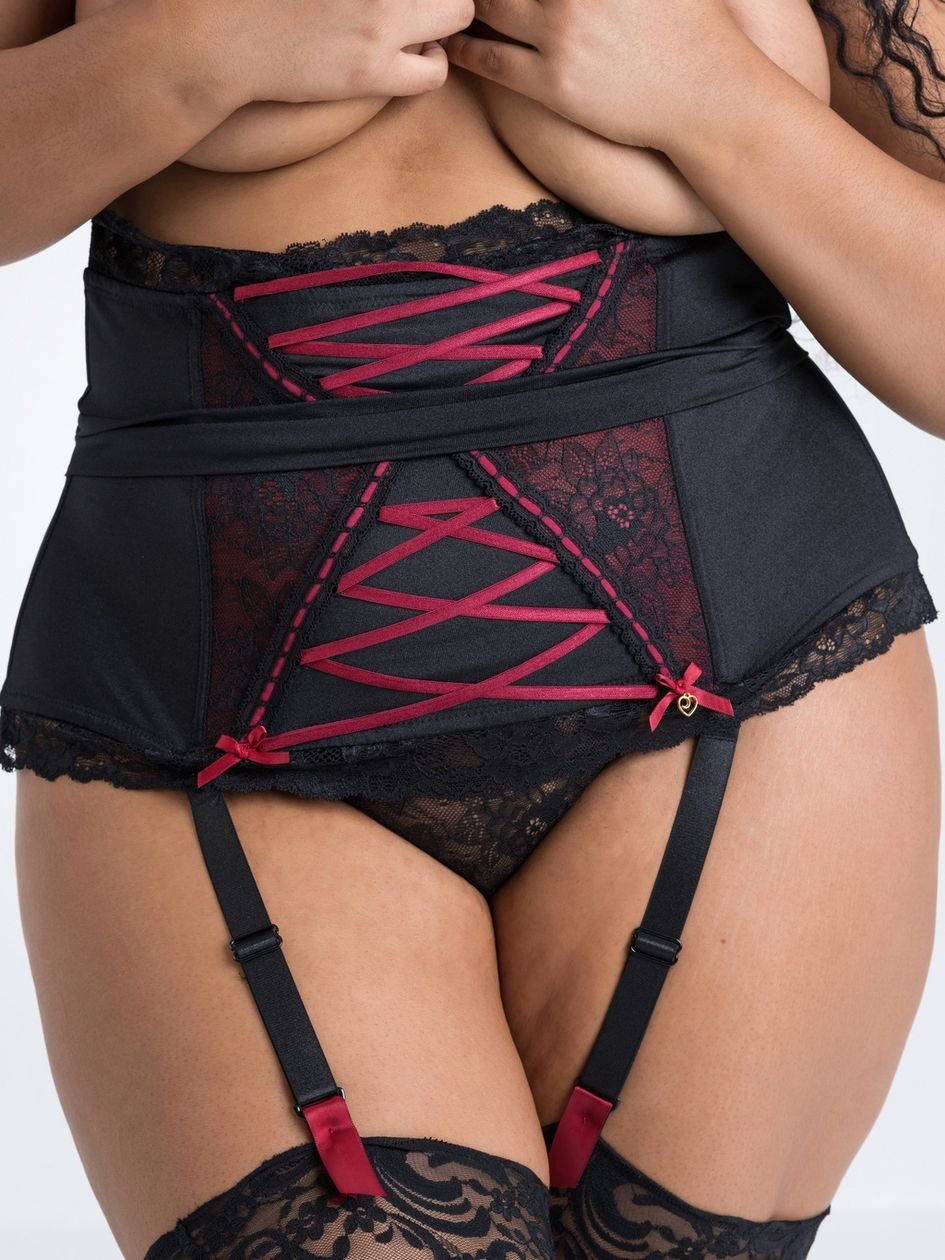 82768.jpg Lovehoney Plus Size Twilight Rose Black Lace Waspie - Image 1
