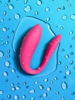 We-Vibe Sync Lite App Controlled Rechargeable Couple's Vibrator - Image 5