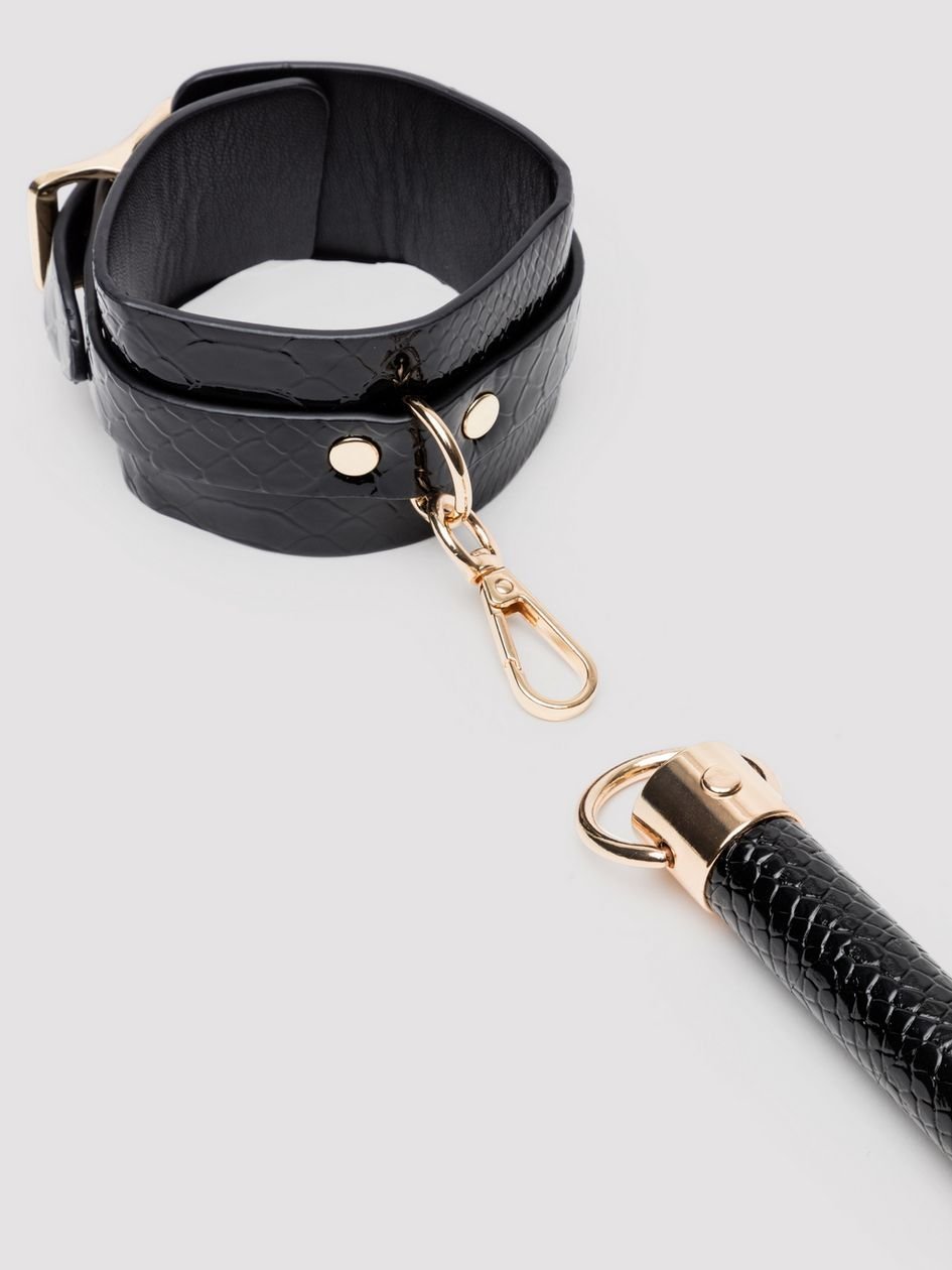 86557.jpg Bondage Boutique Faux Leather Spreader Bar 20 Inch - Image 1